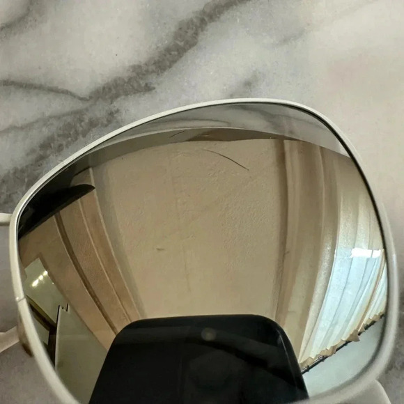 CELINE WHITE SILVER MIRRORED BUTTERFLY SUNGLASSES CL40069U - Picture 6 of 7